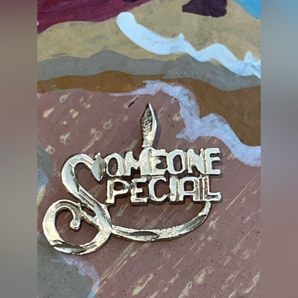 SOMEONE SPECIAL 14K Yellow Gold Pendant (can use as a charm) Vintage early 90’s - Picture 2 of 9